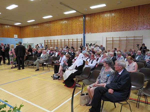 juhlat-16-30